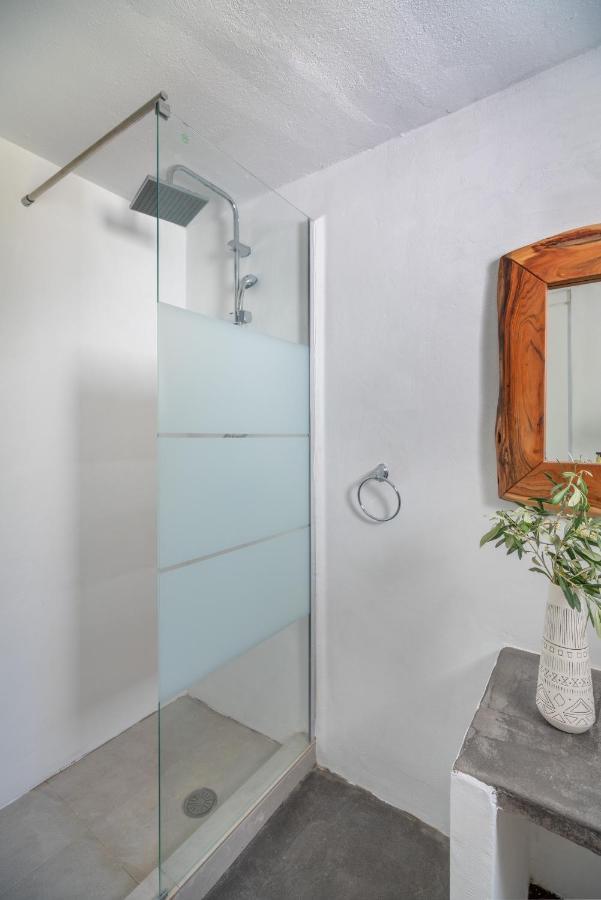 Indigo Boutique Home Katsaros  Ngoại thất bức ảnh