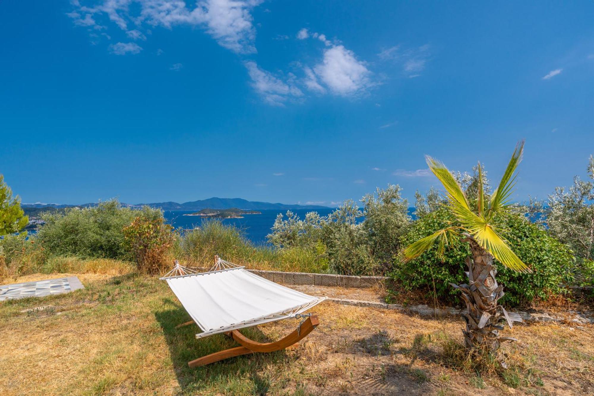 Indigo Boutique Home Katsaros  Ngoại thất bức ảnh